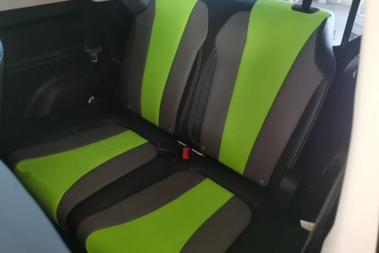 Used Roewe Clever 2021 302 km New Four-Seater Super-Efficient Version Left Rear Seat
