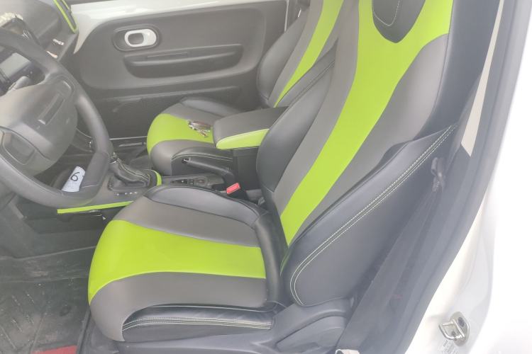 Used Roewe Clever 2021 302km All-Round Version Left Rear Seat
