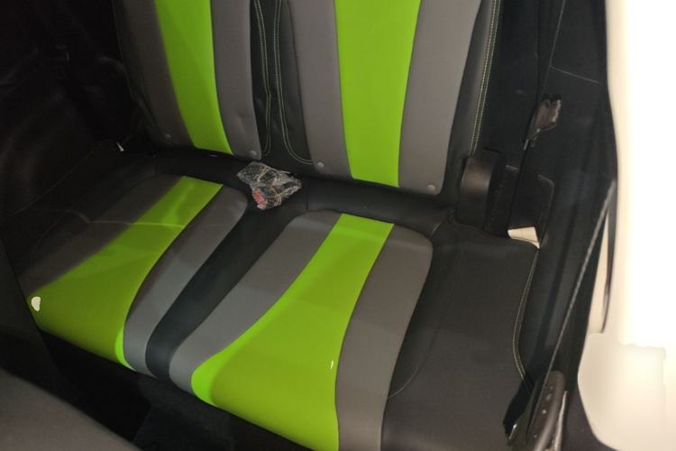 Used Roewe Clever 2021 302 km New Four-Seater Super-Efficient Version Left Rear Seat