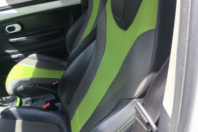 Used Roewe Clever 2021 302km All-Round Version Left Rear Seat