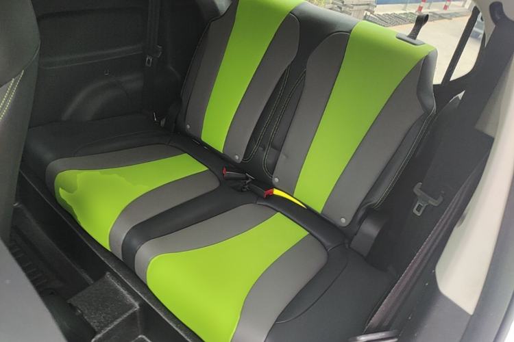 Used Roewe Clever 2021 302km All-Round Version Left Rear Seat