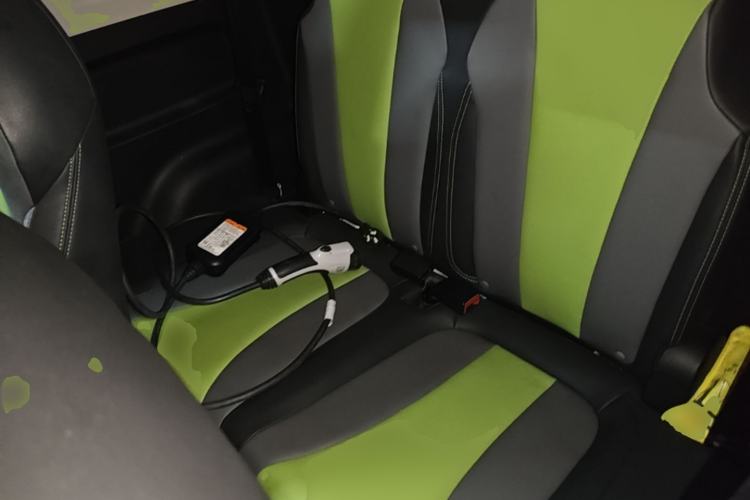 Used Roewe Clever 2021 302 km New Four-Seater Super-Efficient Version Left Rear Seat