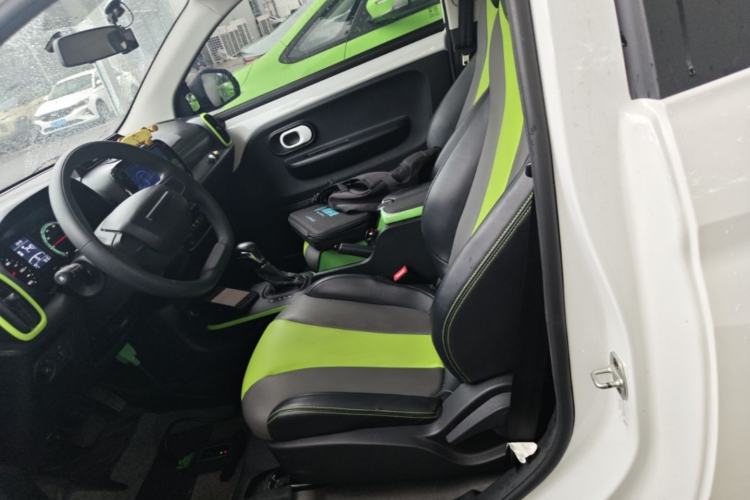 Used Roewe Clever 2021 302km All-Round Version Left Rear Seat