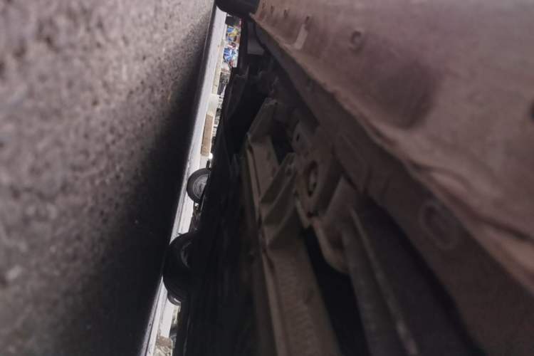 Used Roewe Clever 2021 302km All-Round Version Left Side Sill