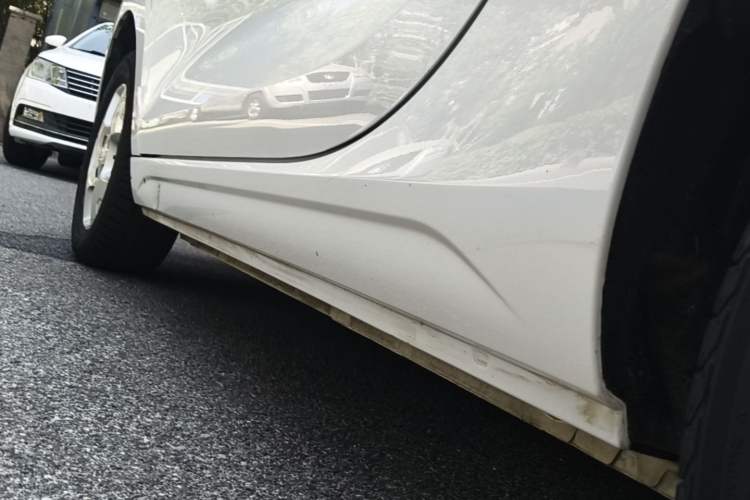 Used Roewe Clever 2021 302km All-Round Version Left Side Sill