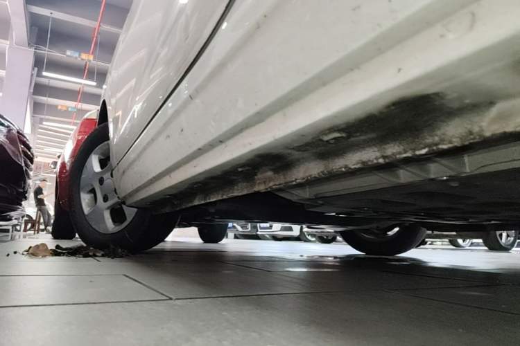 Used Roewe Clever 2021 302km Excellence Edition Left Side Sill