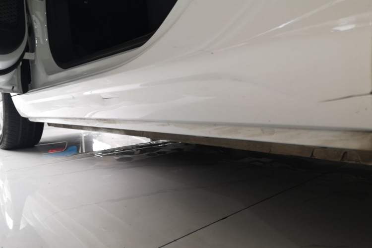 Used Roewe Clever 2021 302km Excellence Edition Left Side Sill