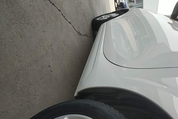 Used Roewe Clever 2021 302km Excellence Edition Left Side Sill
