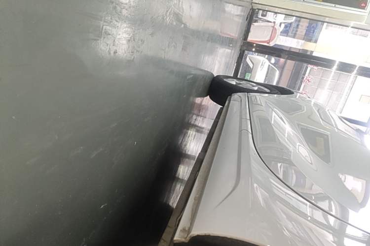 Used Roewe Clever 2021 302km All-Round Version Left Side Sill