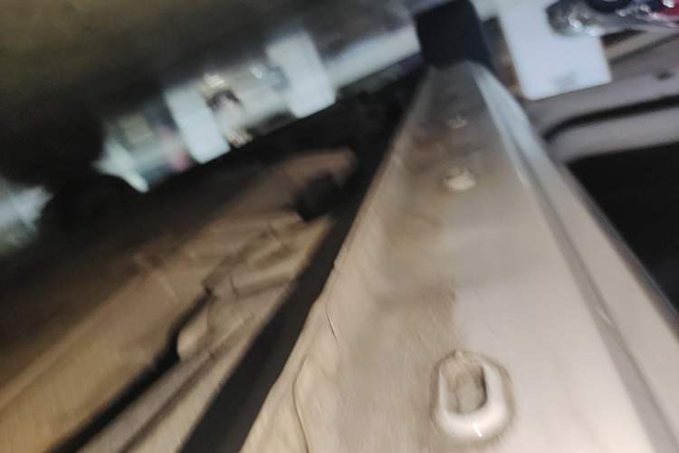 Used Roewe Clever 2021 302km All-Round Version Left Side Sill