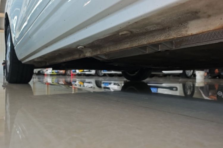 Used Roewe Clever 2021 302km All-Round Version Left Side Sill