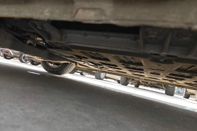 Used Roewe Clever 2021 302km All-Round Version Left Side Sill