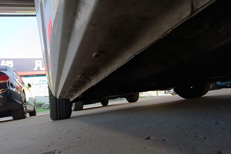 Used Roewe Clever 2021 302km Excellence Edition Left Side Sill