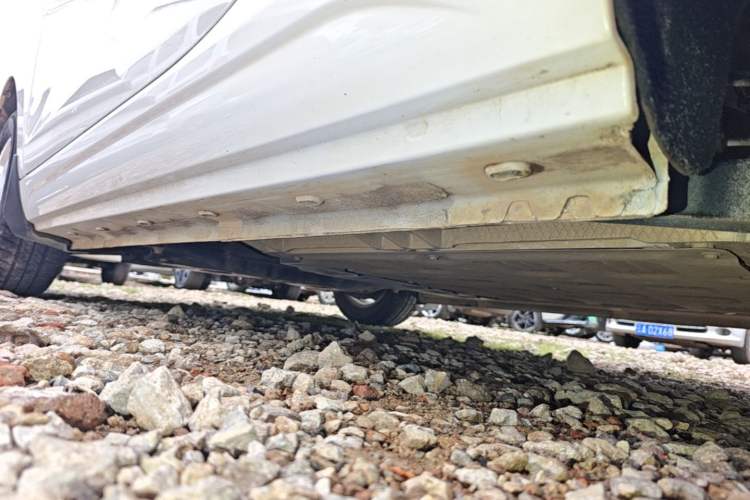 Used Roewe Clever 2021 302km Excellence Edition Left Side Sill