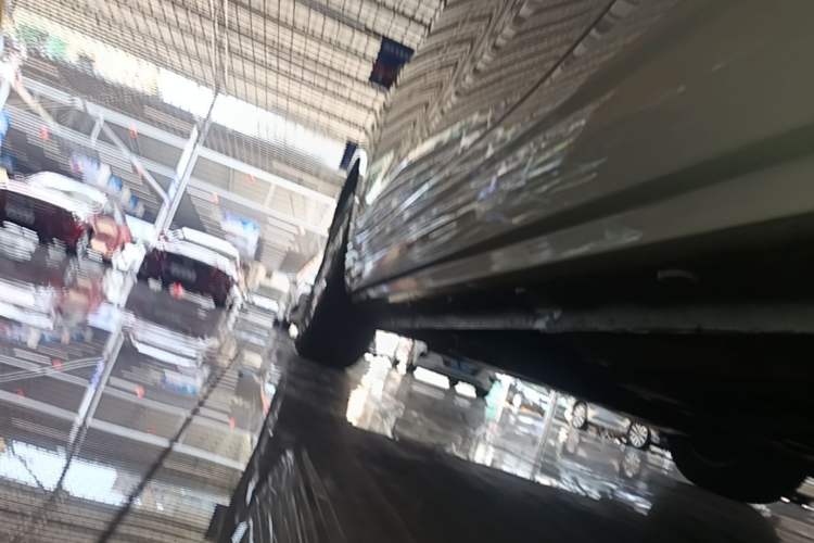 Used Roewe Clever 2021 302 km New Four-Seater Super-Efficient Version Left Side Sill