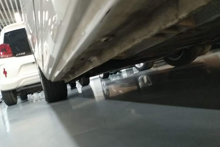 Used Roewe Clever 2021 302km All-Round Version Left Side Sill