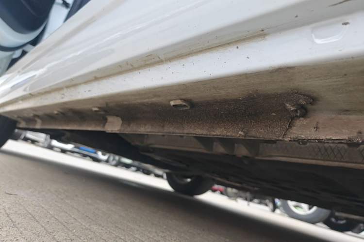 Used Roewe Clever 2021 302km All-Round Version Left Side Sill