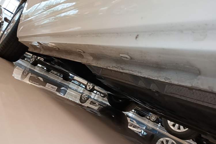 Used Roewe Clever 2021 302km Excellence Edition Left Side Sill