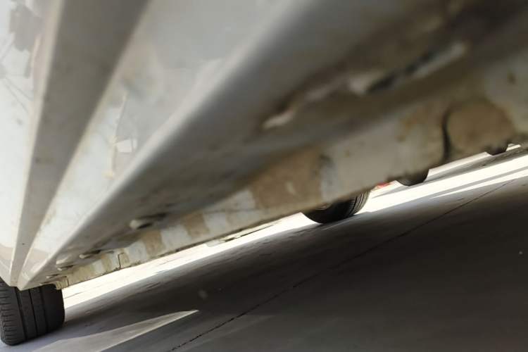 Used Roewe Clever 2021 302km All-Round Version Left Side Sill