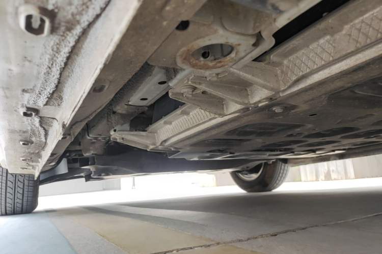 Used Roewe Clever 2021 302km All-Round Version Left Side Sill