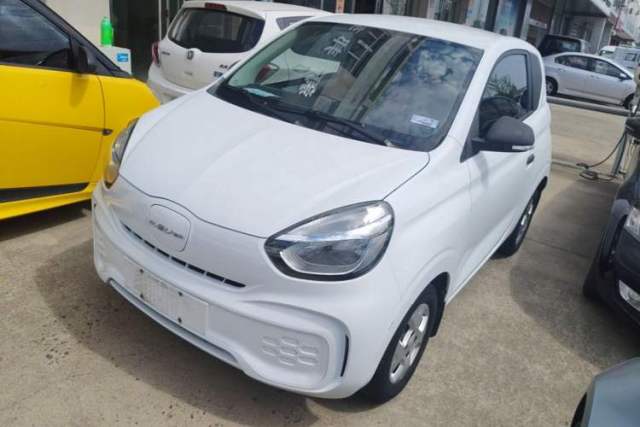Used Roewe Clever 2021 302 km New Four-Seater Super-Efficient Version
