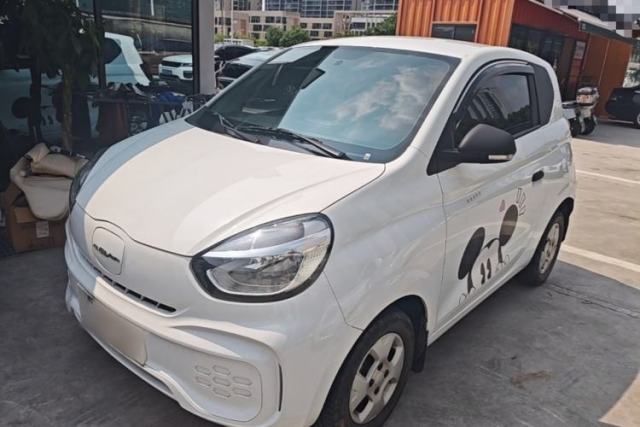 Ojetý Roewe Clever 2021 302 km New Four-Seater Super-Efficient Version