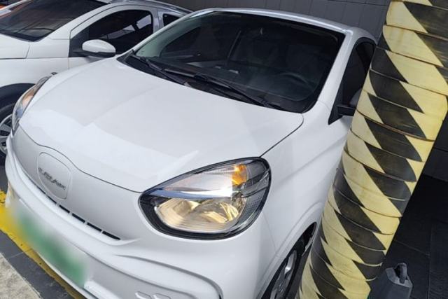Used Roewe Clever 2021 302 km New Four-Seater Super-Efficient Version
