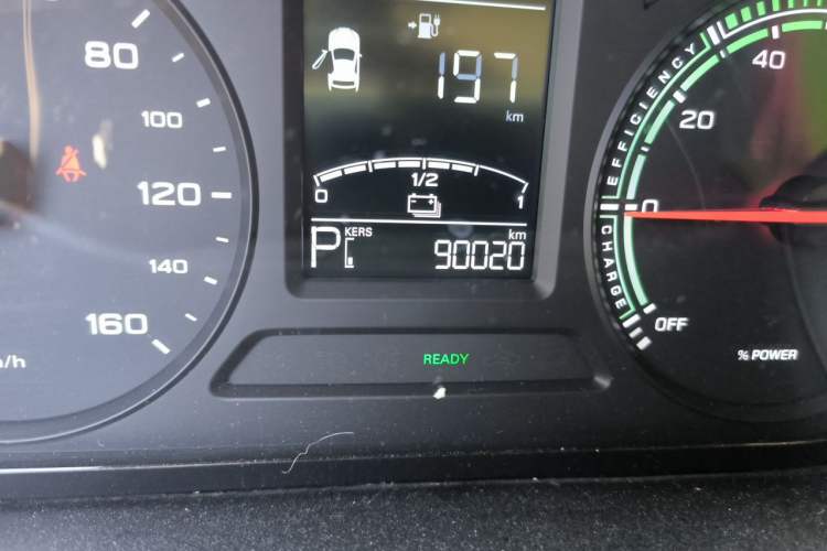 Used Roewe Clever 2021 302 km New Four-Seater Super-Efficient Version Odometer Close Up