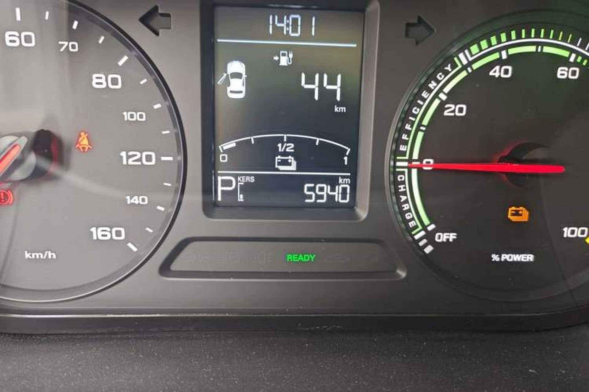 Used Roewe Clever 2021 302km Excellence Edition Odometer Close Up