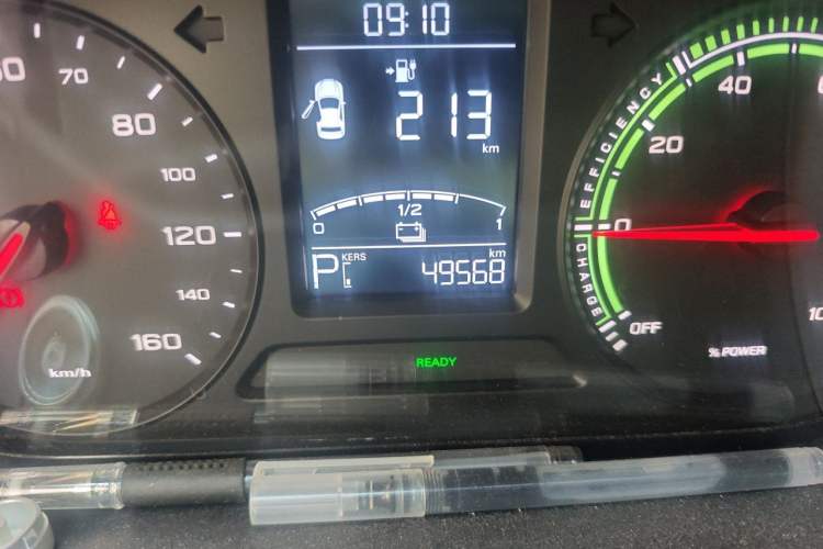 Used Roewe Clever 2021 302 km New Four-Seater Super-Efficient Version Odometer Close Up