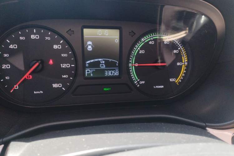 Used Roewe Clever 2021 302 km New Four-Seater Super-Efficient Version Odometer Close Up