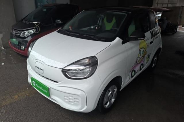 Used Roewe Clever 2021 302 km New Four-Seater Super-Efficient Version