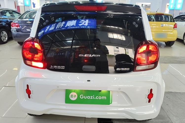 Used Roewe Clever 2021 302 km New Four-Seater Super-Efficient Version Rear