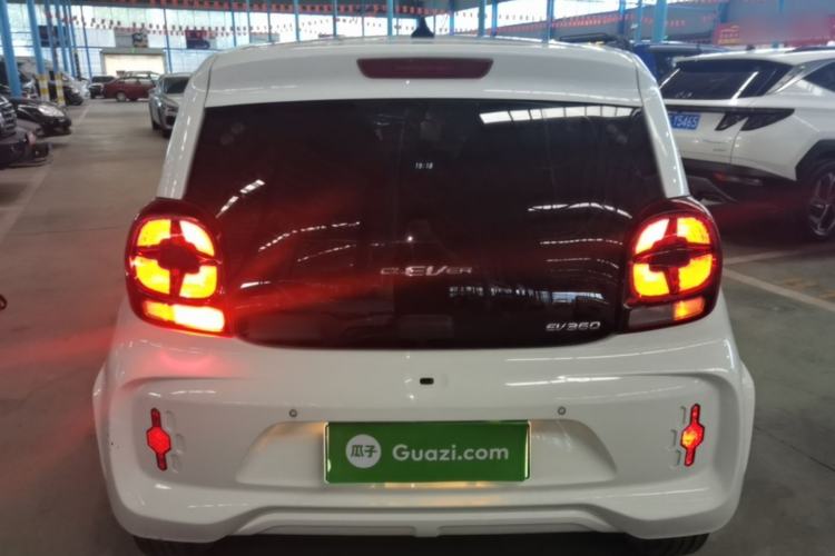 Used Roewe Clever 2021 302km All-Round Version Rear