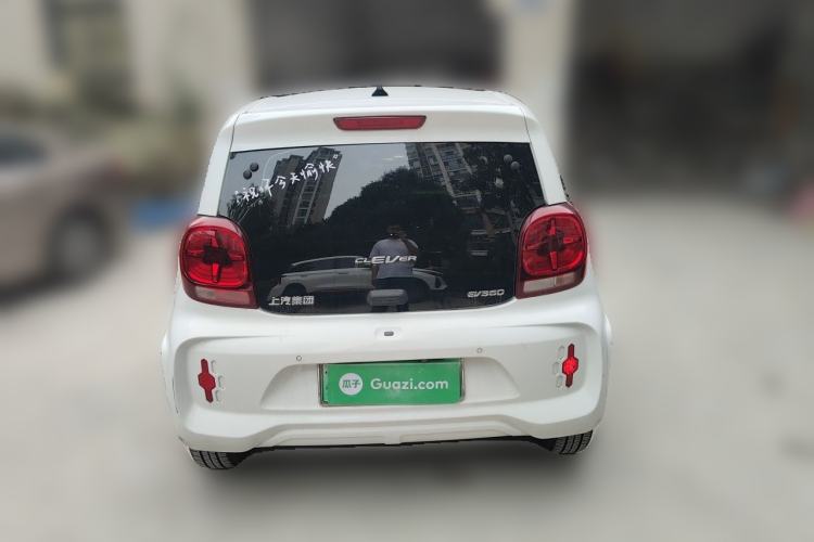 Used Roewe Clever 2021 302 km New Four-Seater Super-Efficient Version Rear