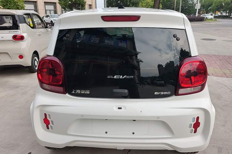 Used Roewe Clever 2021 302 km New Four-Seater Super-Efficient Version Rear
