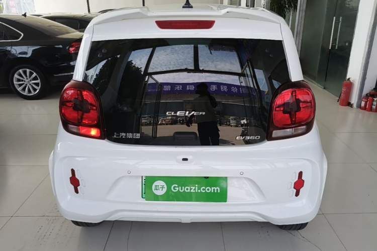 Used Roewe Clever 2021 302 km New Four-Seater Super-Efficient Version Rear