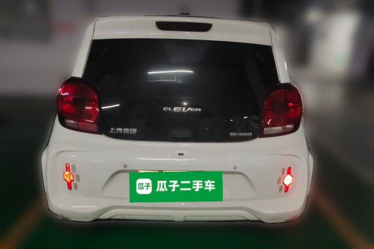 Used Roewe Clever 2021 302 km New Four-Seater Super-Efficient Version Rear