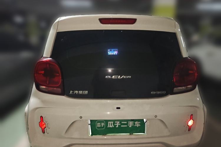 Used Roewe Clever 2021 302 km New Four-Seater Super-Efficient Version Rear