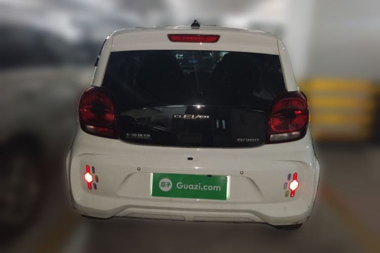 Used Roewe Clever 2021 302 km New Four-Seater Super-Efficient Version Rear