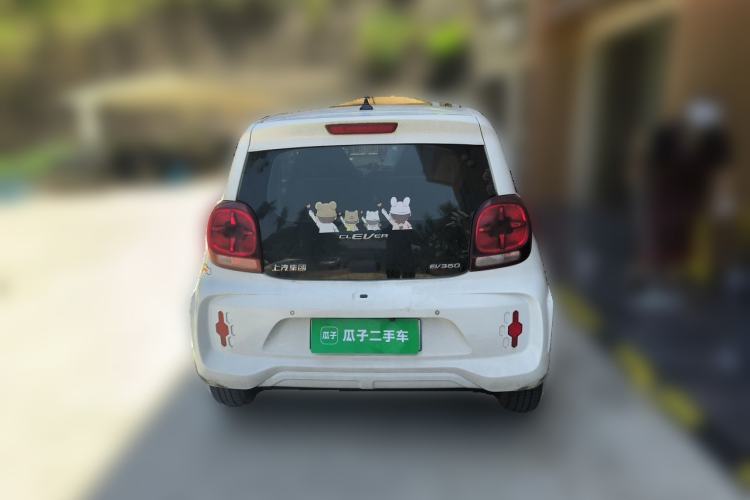 Used Roewe Clever 2021 302 km New Four-Seater Super-Efficient Version Rear