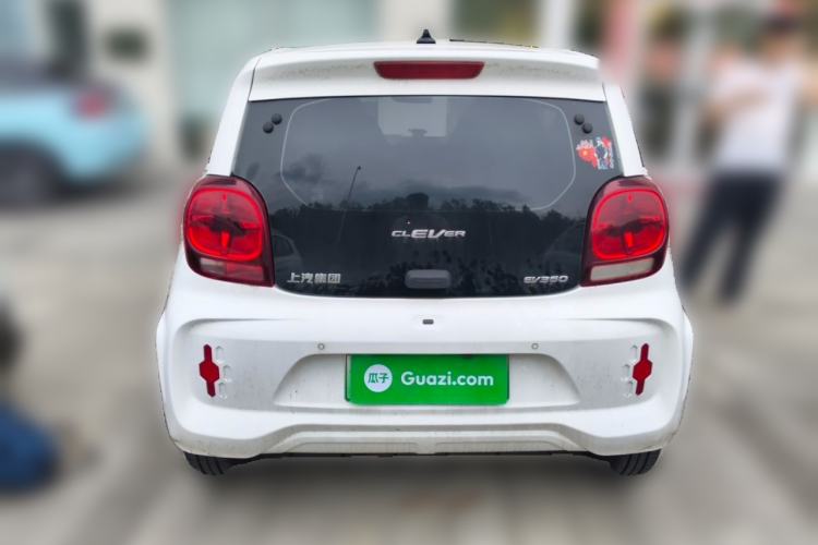 Used Roewe Clever 2021 302 km New Four-Seater Super-Efficient Version Rear
