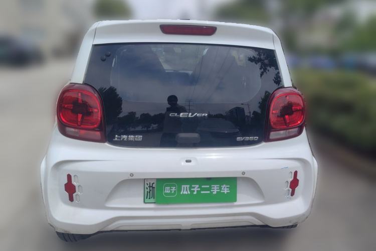 Used Roewe Clever 2021 302 km New Four-Seater Super-Efficient Version Rear
