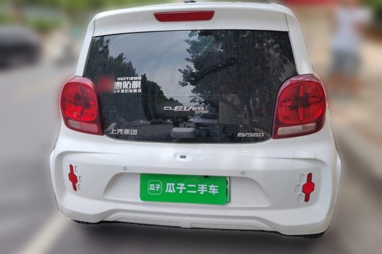 Used Roewe Clever 2021 302 km New Four-Seater Super-Efficient Version Rear