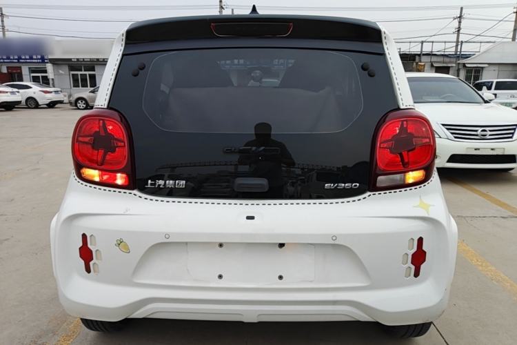 Used Roewe Clever 2021 302 km New Four-Seater Super-Efficient Version Rear