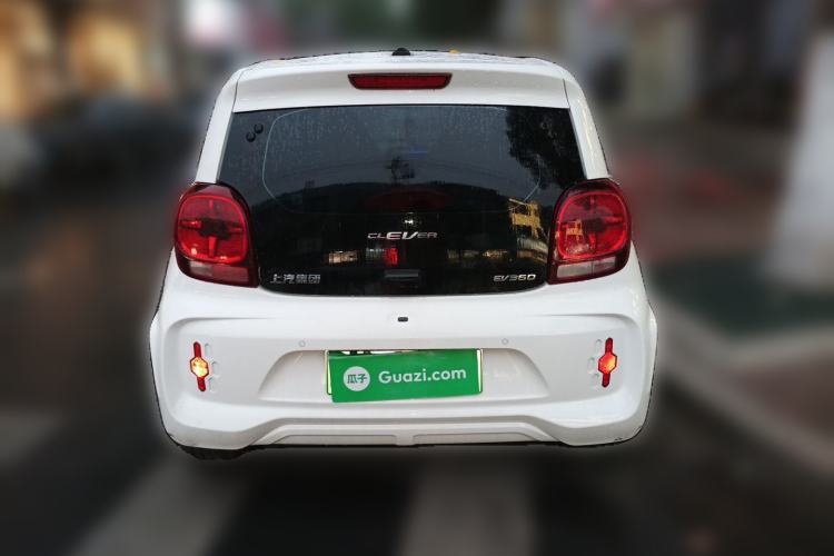 Used Roewe Clever 2021 302 km New Four-Seater Super-Efficient Version Rear