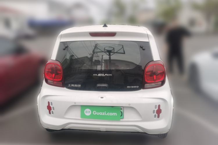 Used Roewe Clever 2021 302 km New Four-Seater Super-Efficient Version Rear