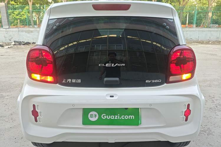 Used Roewe Clever 2021 302km All-Round Version Rear