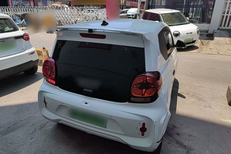 Used Roewe Clever 2021 302 km New Four-Seater Super-Efficient Version Rear