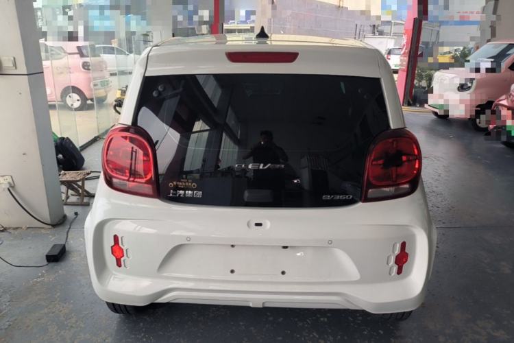 Used Roewe Clever 2021 302 km New Four-Seater Super-Efficient Version Rear